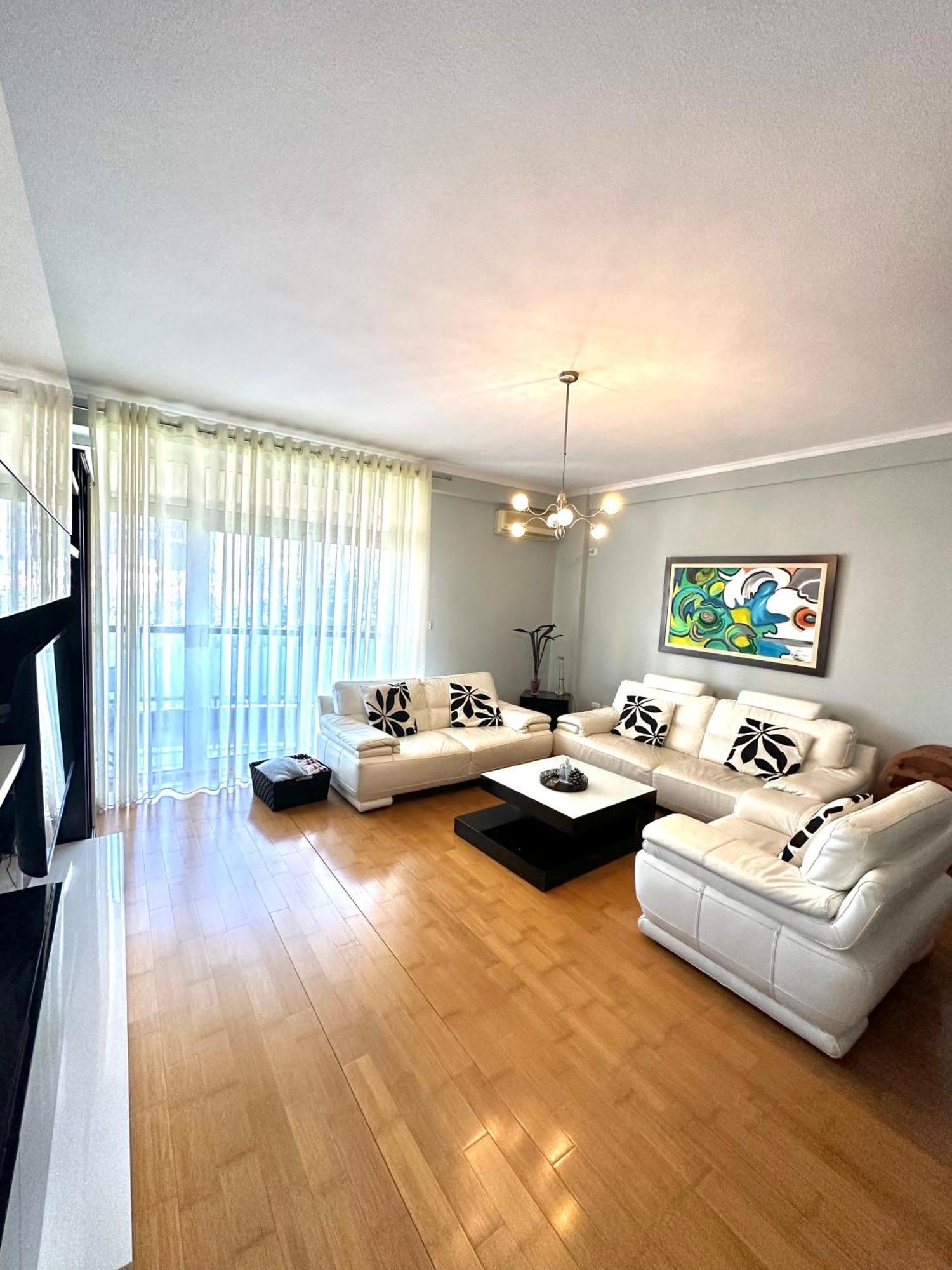 Central Inn Home 티라나 외부 사진