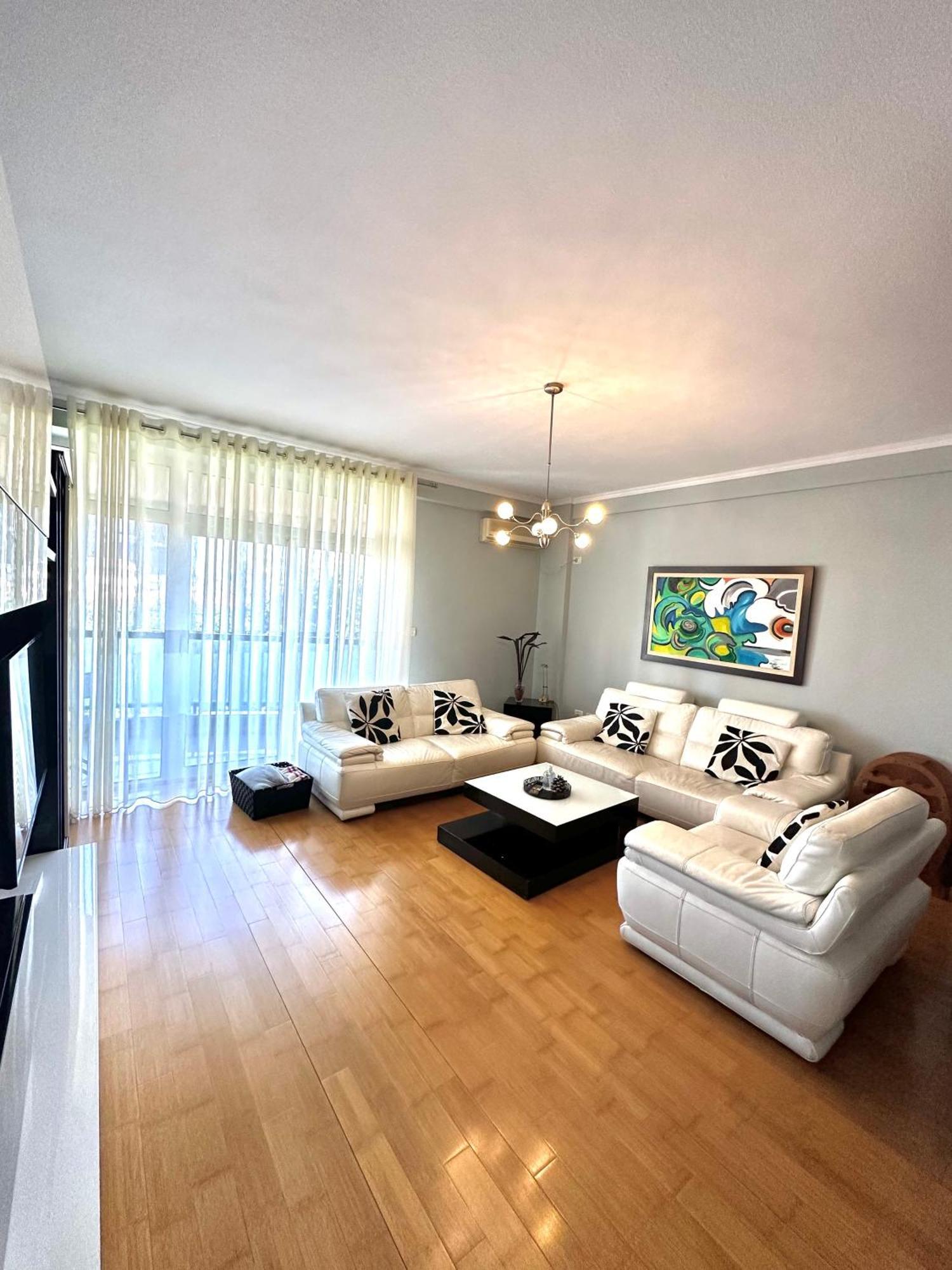 Central Inn Home 티라나 외부 사진